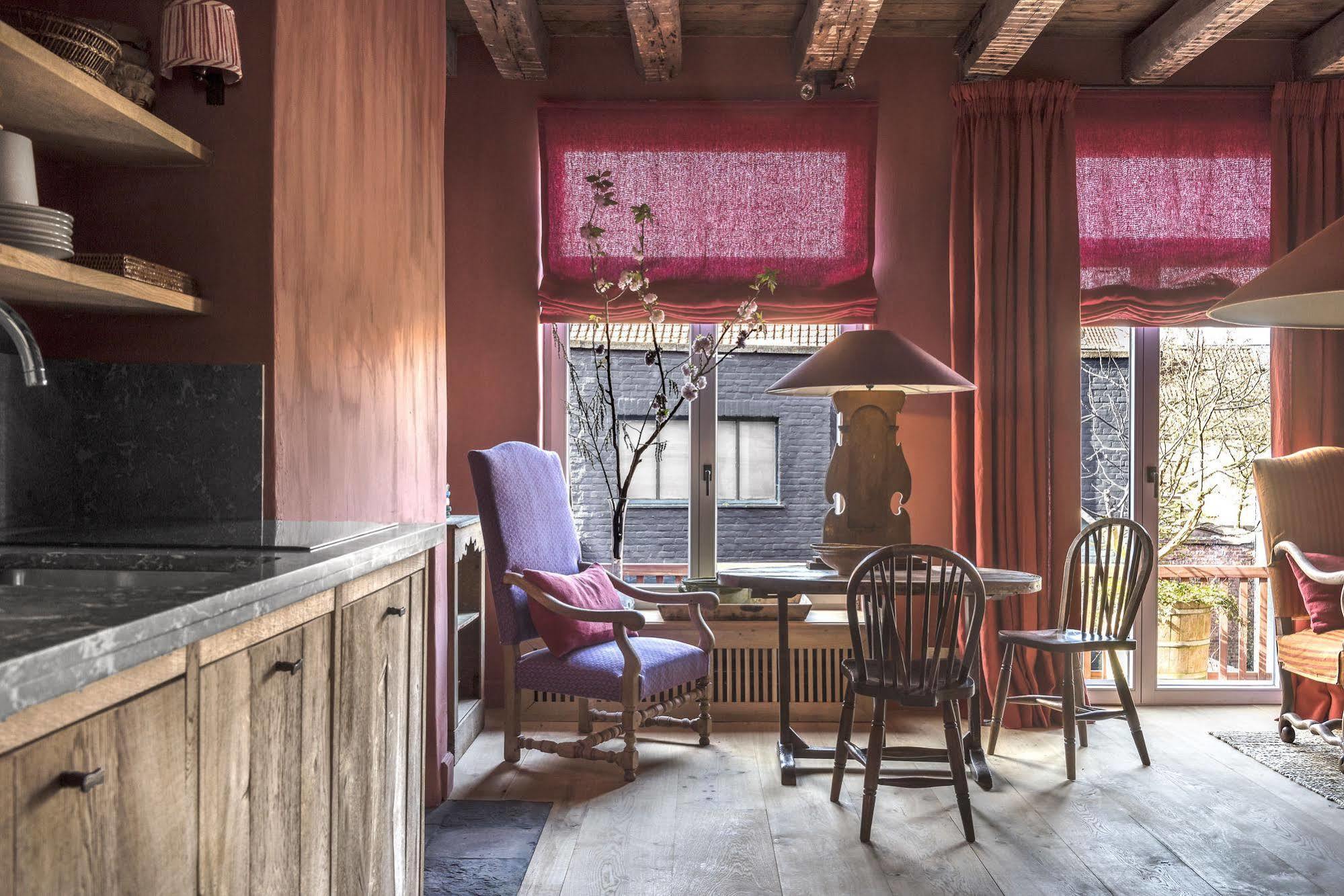 Hign-end Getaway In Heart Of Medieval - Katelijne Apartment *
