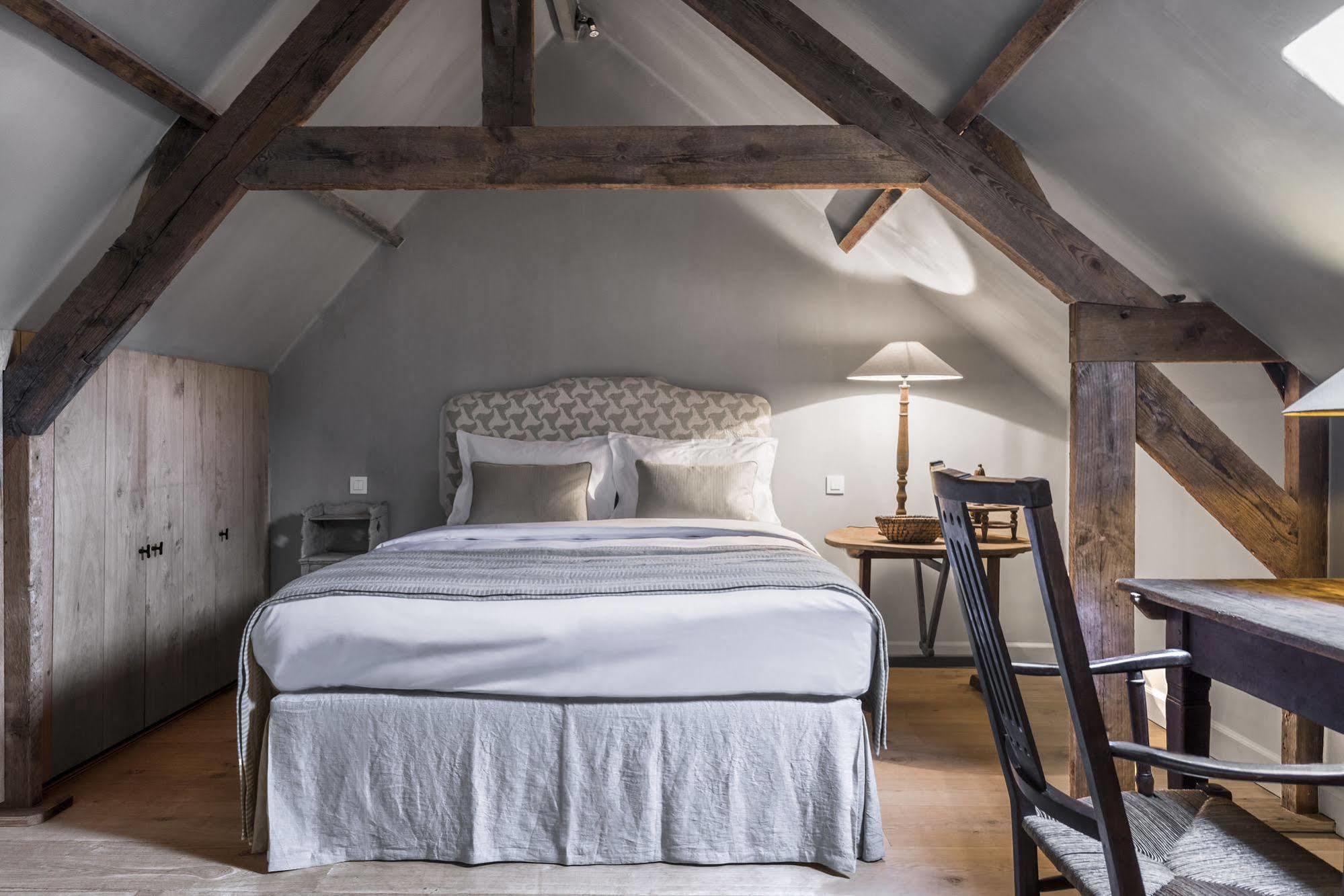 Apartment Hign-end Getaway In Heart Of Medieval - Katelijne
